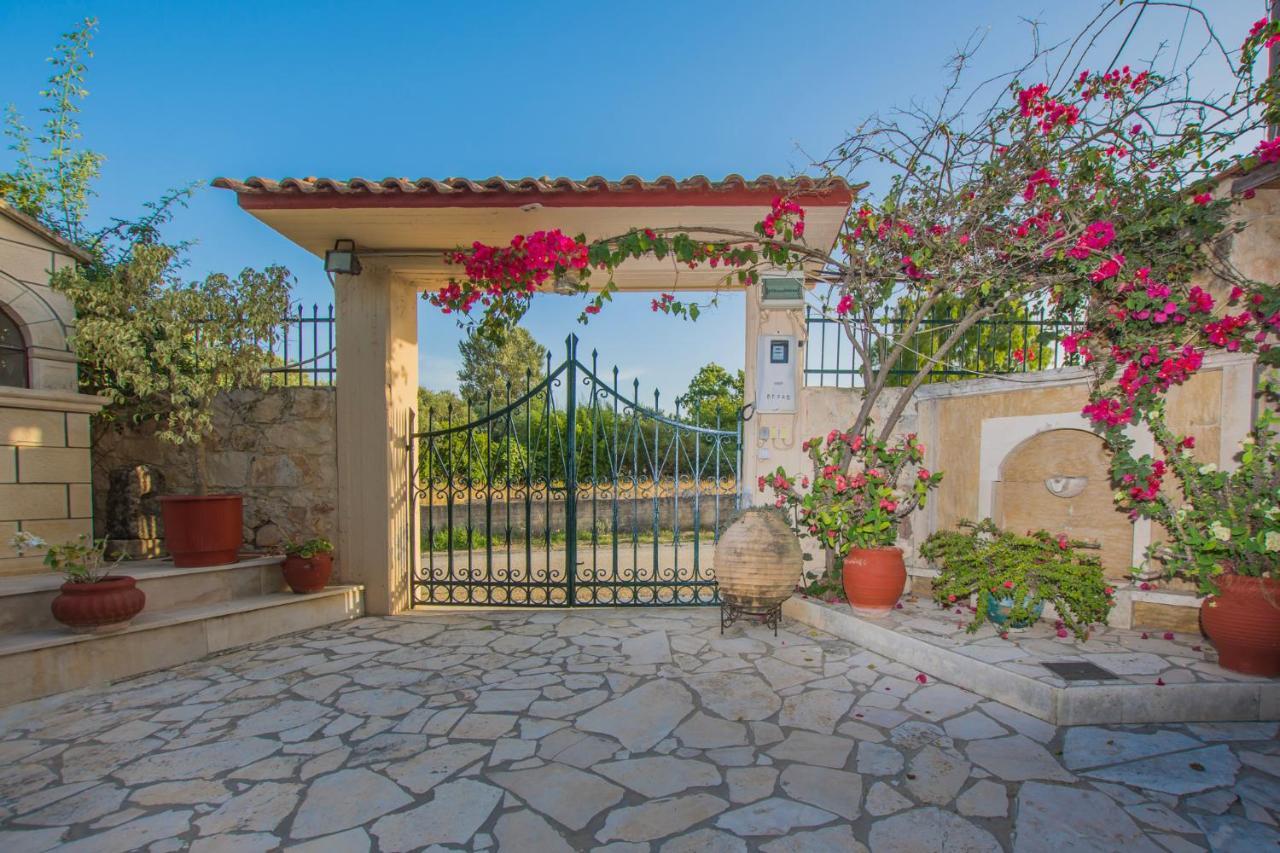Porto Giardino Apartments Kypseli Екстериор снимка