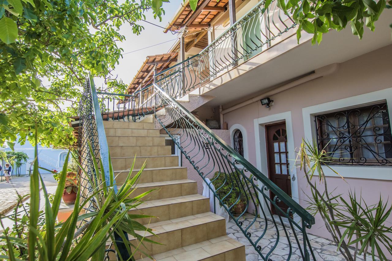 Porto Giardino Apartments Kypseli Екстериор снимка